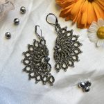 گوشواره خورشیدی طلایی سیاه قلم